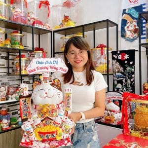 Mèo Thần Tài Vẫy Tay Ngoắc Khách Tặng Khai Trương Phát Lộc