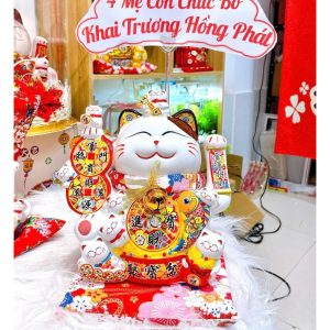 Mèo Thần Tài Vẫy Tay Hưng Thịnh 25cm Cầm Đồng Xu May Mắn – Quà Tặng Khai Trương
