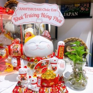 Mèo Thần Tài Vẫy Tay Khai Trương Đại Cát Quán Cà Phê