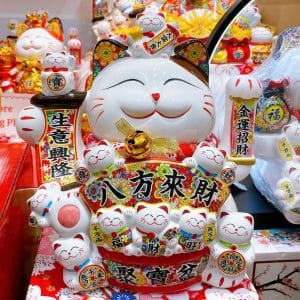 Hộp Quà Mèo Thần Tài Vẫy Tay Chiêu Tài 35cm