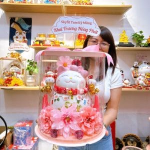 Mèo Thần Tài Ống Heo Hồng 25cm Trang Trí Hoa Hồng Pastel – Quà Tặng Sinh Nhật, Khai Trương, Tân Gia Siêu Cute & Ý Nghĩa